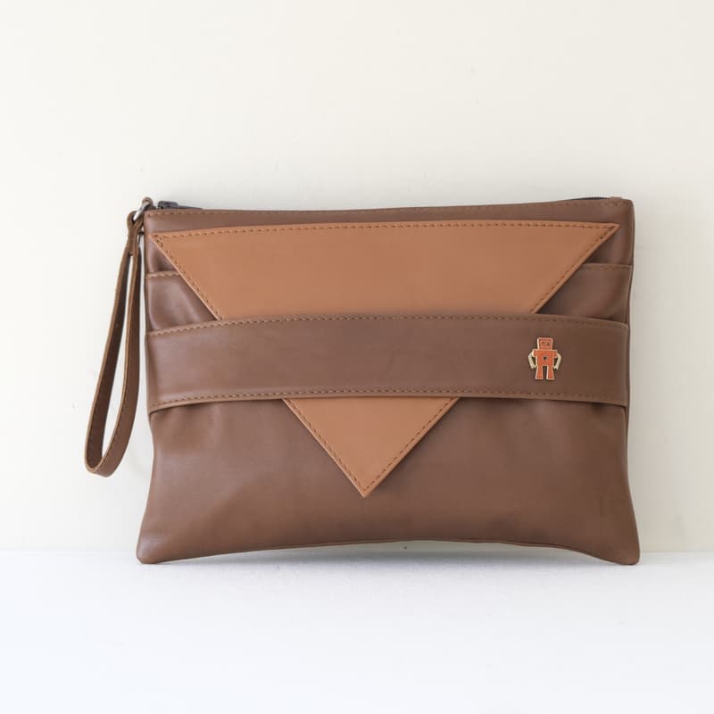 Nui Brown X-Tan Lover Clutch Bag (2)