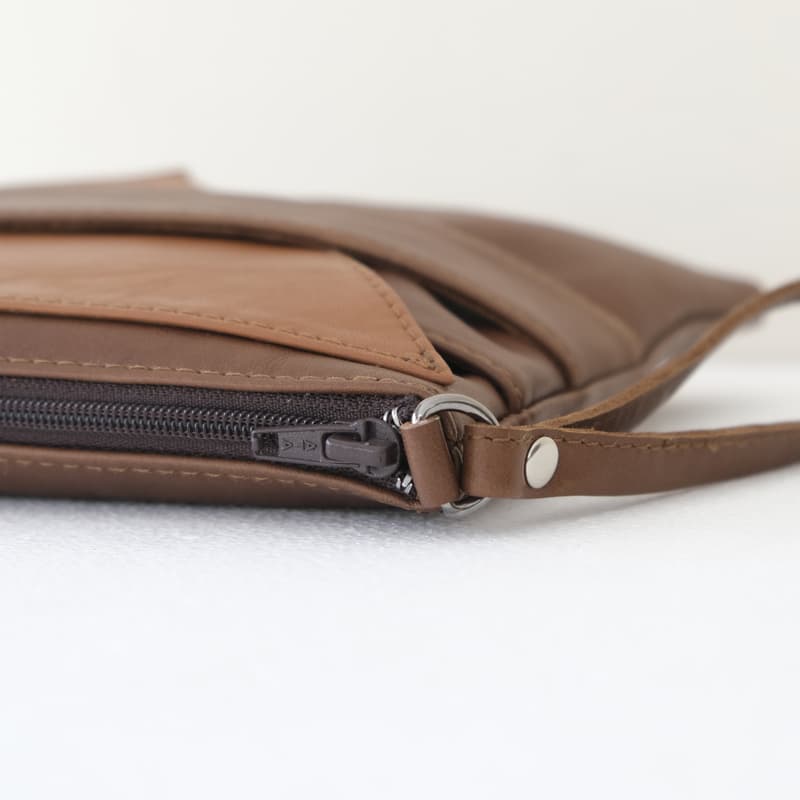 Nui Brown X-Tan Lover Clutch Bag (7)